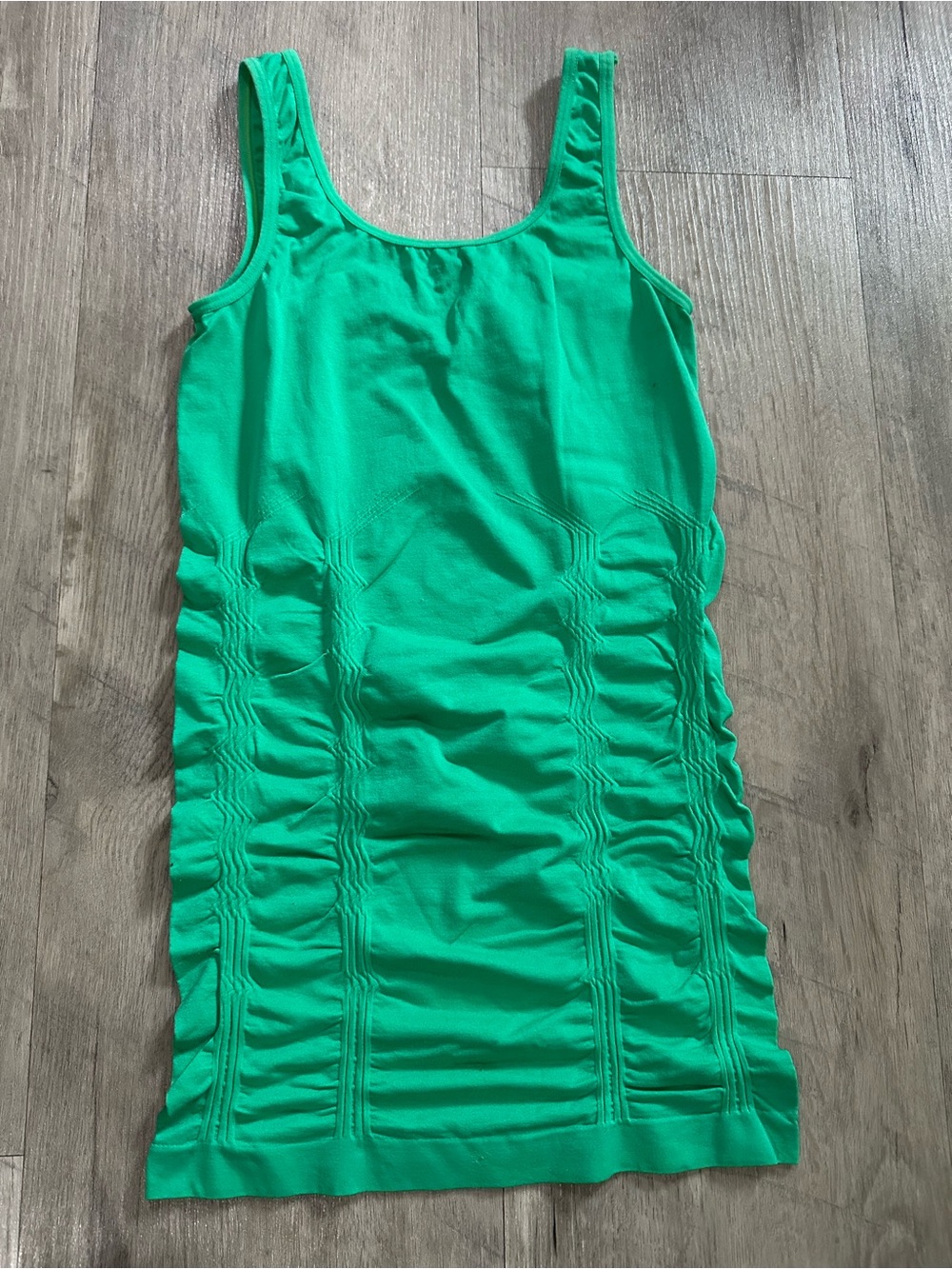 Kismet Green Ruched Tank - Picture 2 of 3